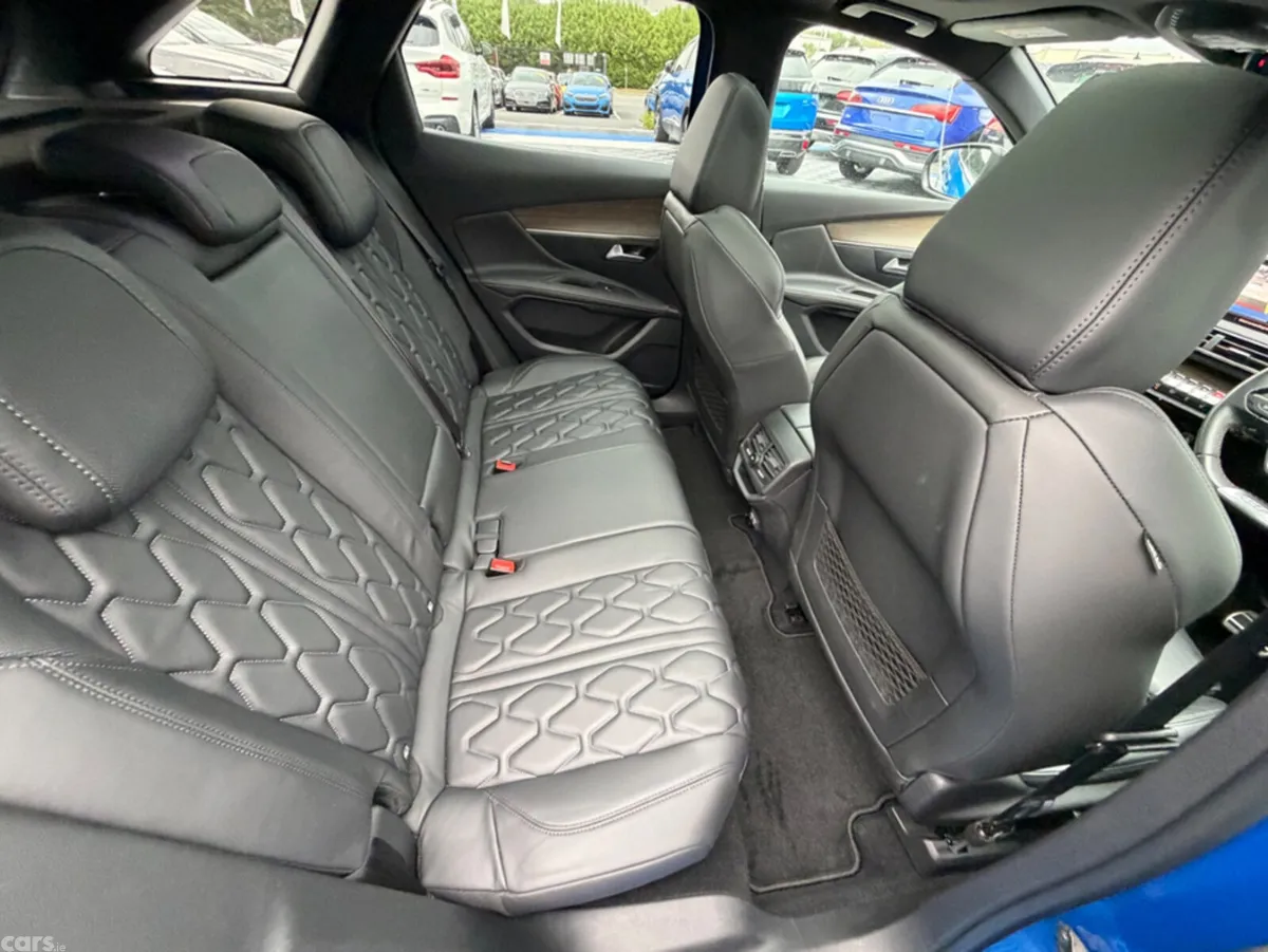 Peugeot 3008 SUV, Diesel, 2021, Blue