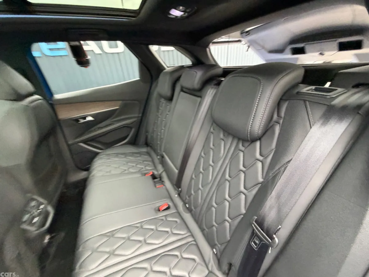 Peugeot 3008 SUV, Diesel, 2021, Blue