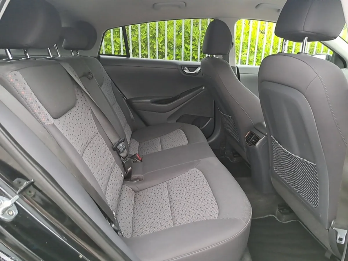 Hyundai IONIQ Hatchback, Electric, 2019, Black