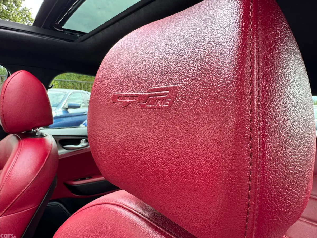 Kia Stinger Hatchback, Diesel, 2019, Red