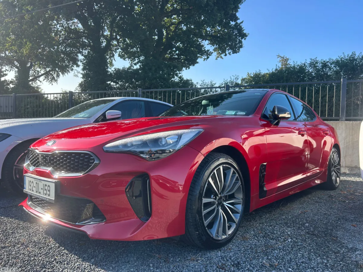 Kia Stinger Hatchback, Diesel, 2019, Red