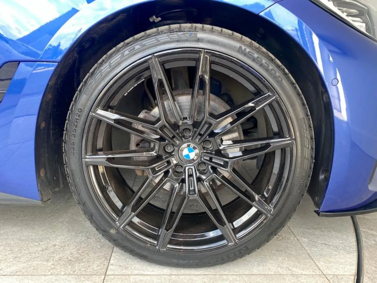BMW 4-Series Hatchback, Diesel Hybrid, 2023, Blue