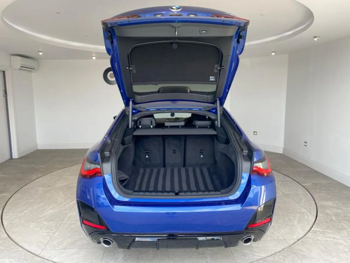BMW 4-Series Hatchback, Diesel Hybrid, 2023, Blue