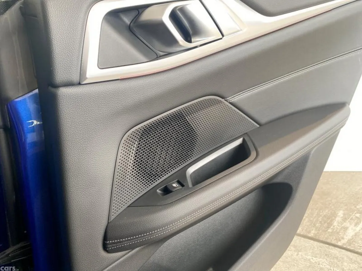 BMW 4-Series Hatchback, Diesel Hybrid, 2023, Blue
