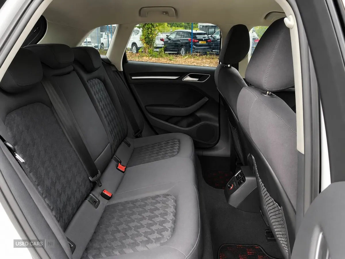 Audi A3 , Petrol, 2015, White