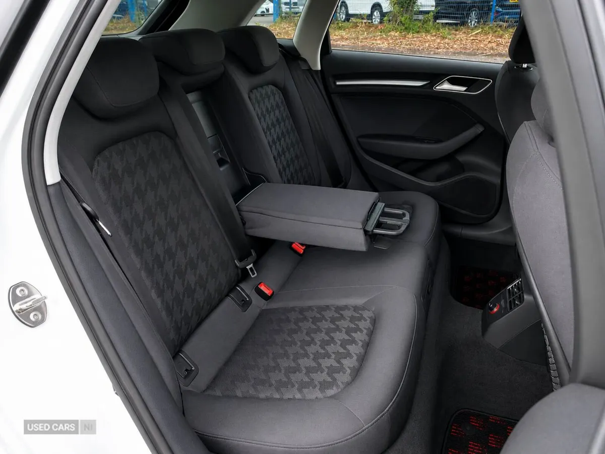 Audi A3 , Petrol, 2015, White