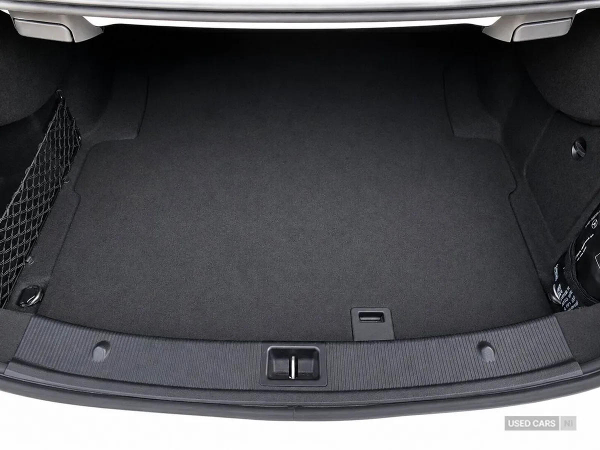 Mercedes-Benz E-Class , Petrol, 2015, White