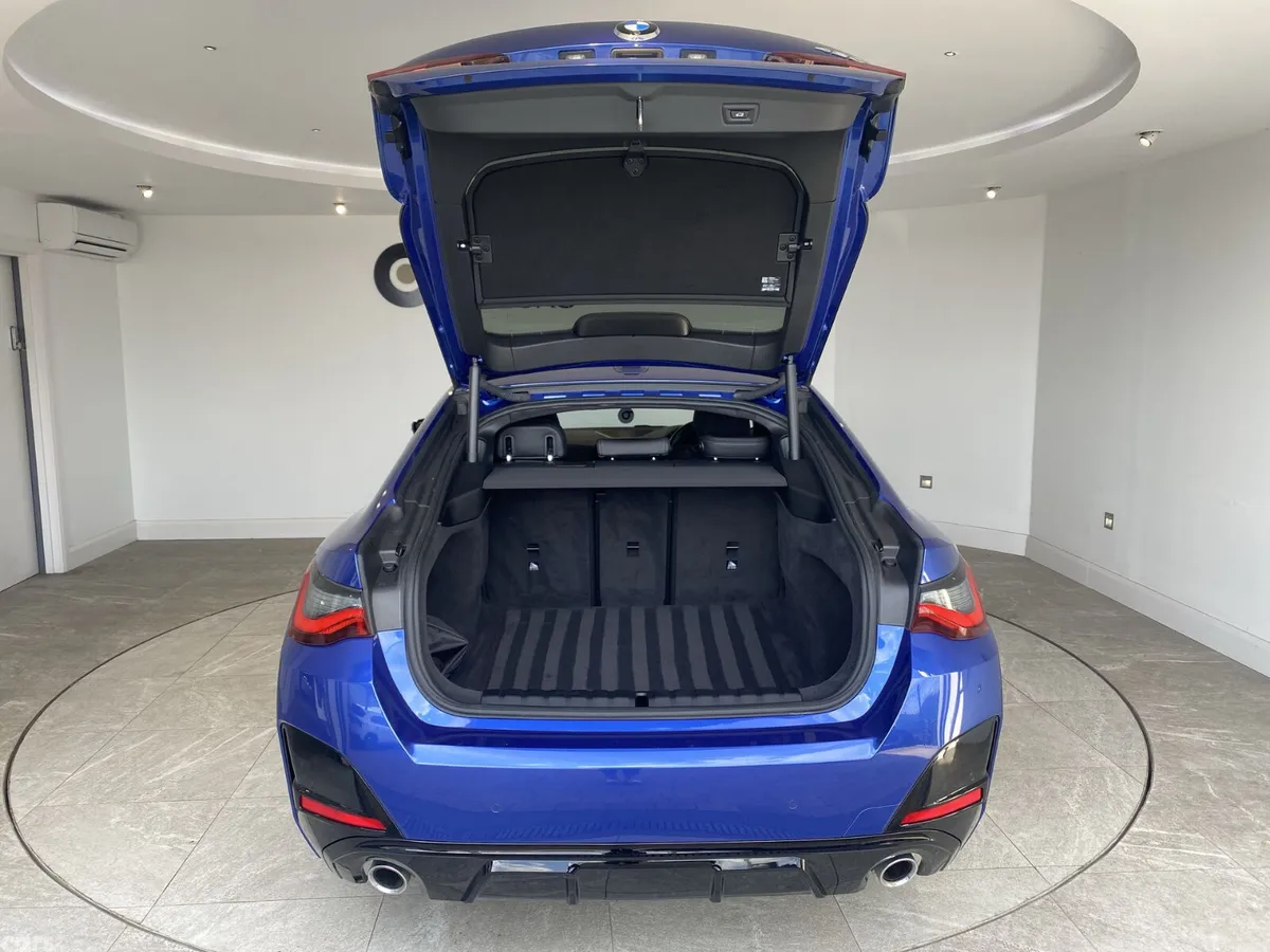 BMW 4-Series Coupe, Diesel Hybrid, 2023, Blue