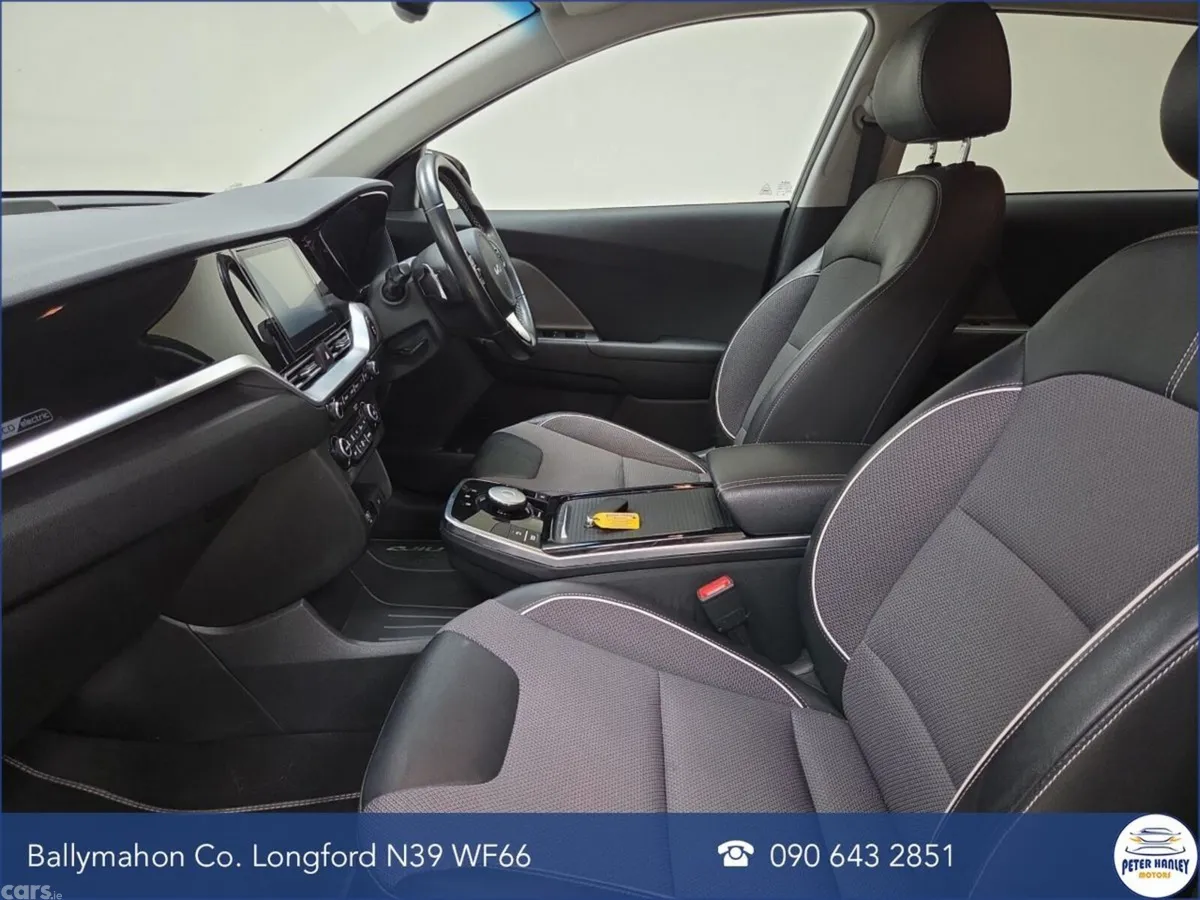 Kia e-Niro SUV, Electric, 2022, Grey