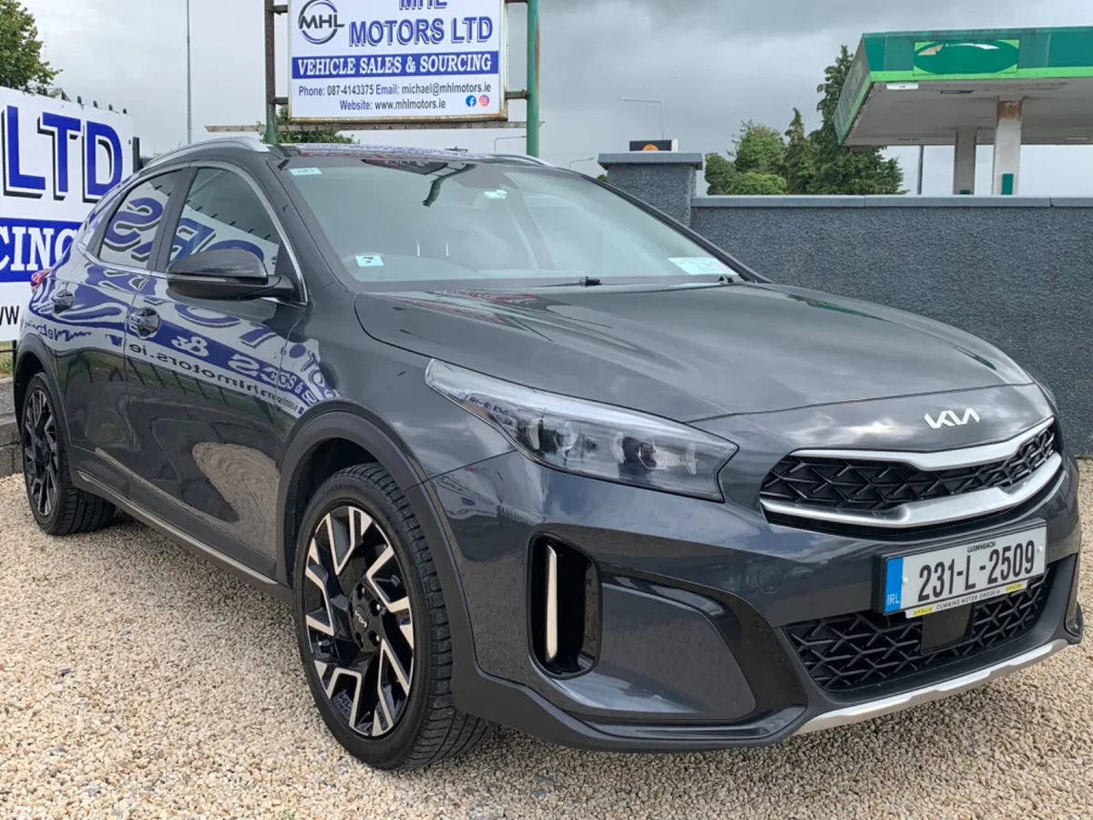 Kia XCeed Hatchback, Petrol Plug-in Hybrid, 2023, Grey