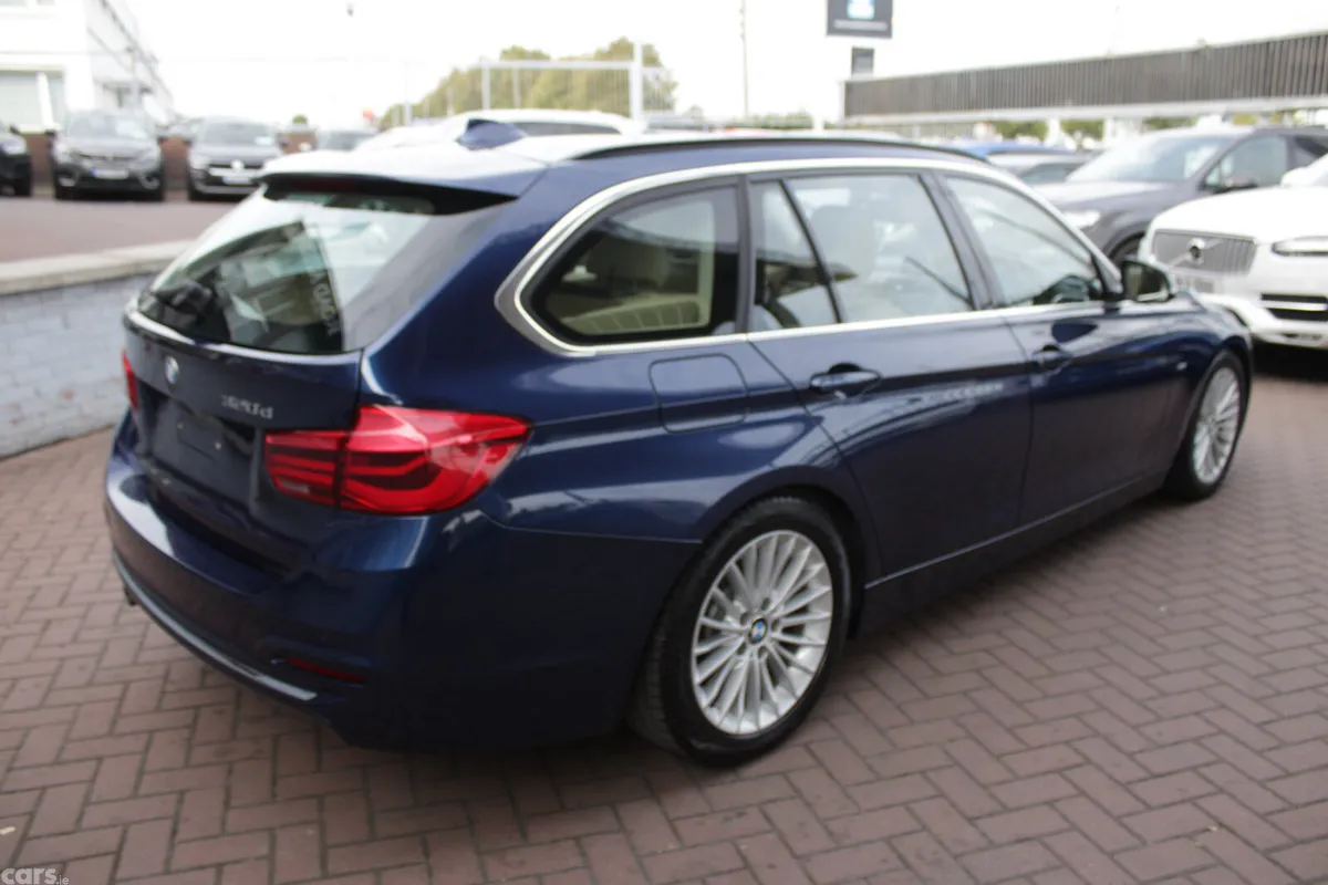 BMW 3-Series Estate, Diesel, 2018, Blue