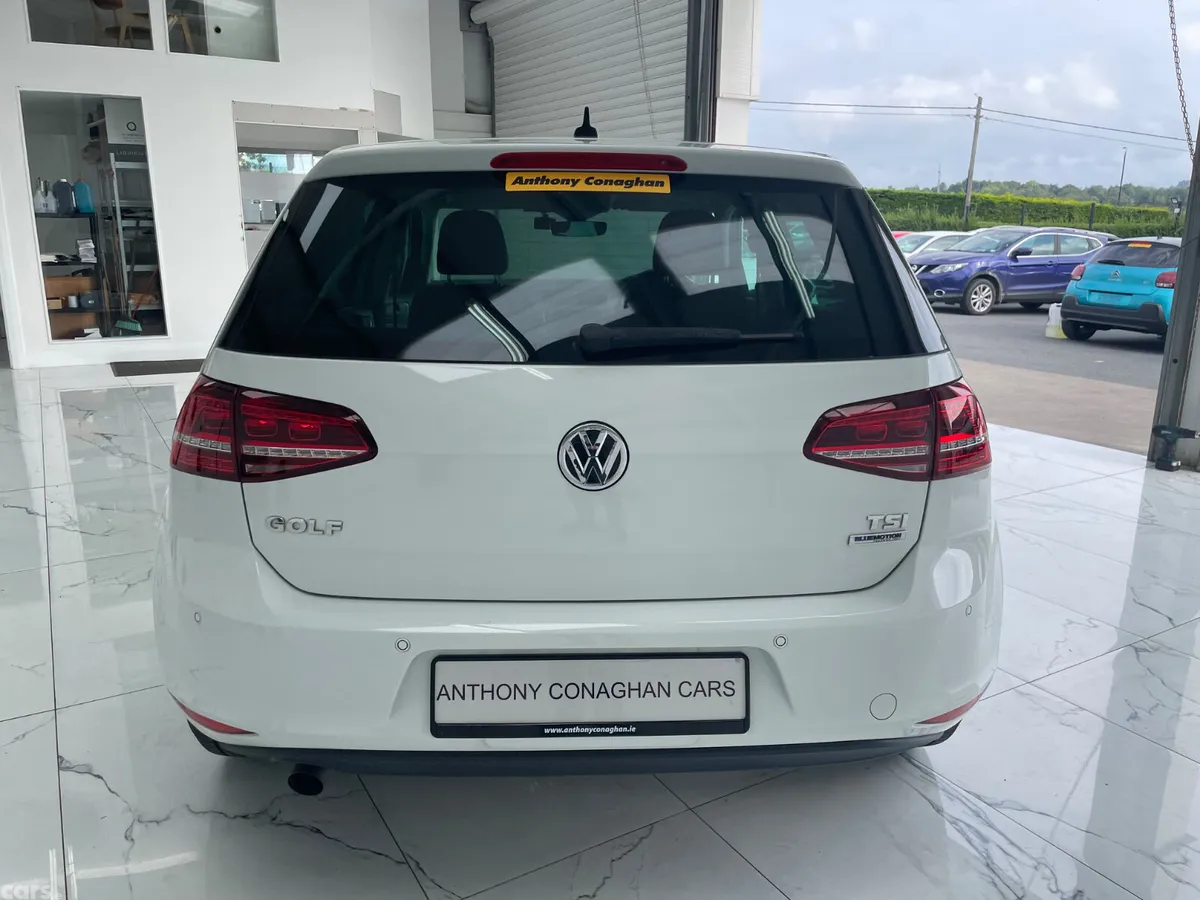 Volkswagen Golf Hatchback, Petrol, 2017, White