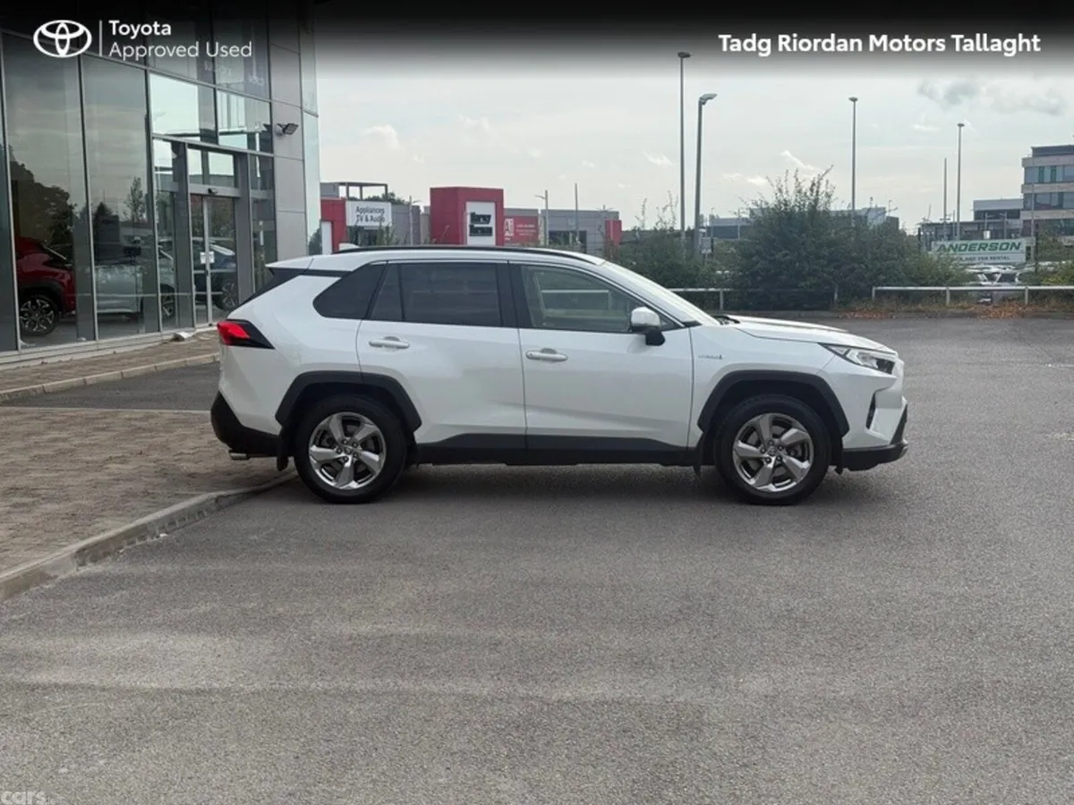 Toyota RAV4 SUV, Petrol Hybrid, 2022, White