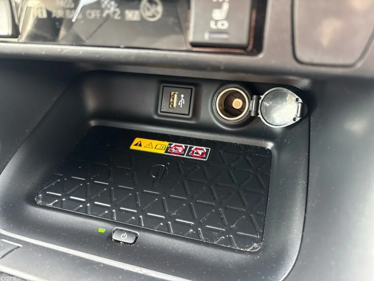 Toyota RAV4 SUV, Petrol Hybrid, 2025, Grey