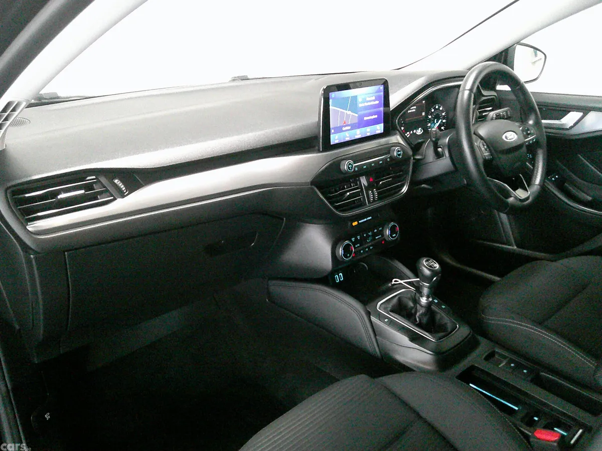 Ford Focus Hatchback, Diesel, 2021, Black