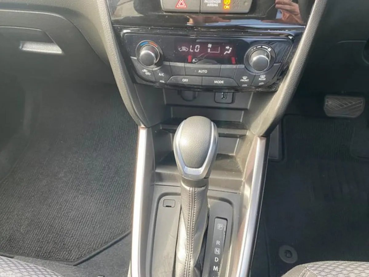 Suzuki Vitara Hatchback, Petrol Hybrid, 2024, Grey