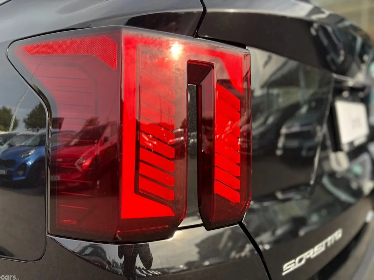 Kia Sorento SUV, Petrol Plug-in Hybrid, 2027, Black