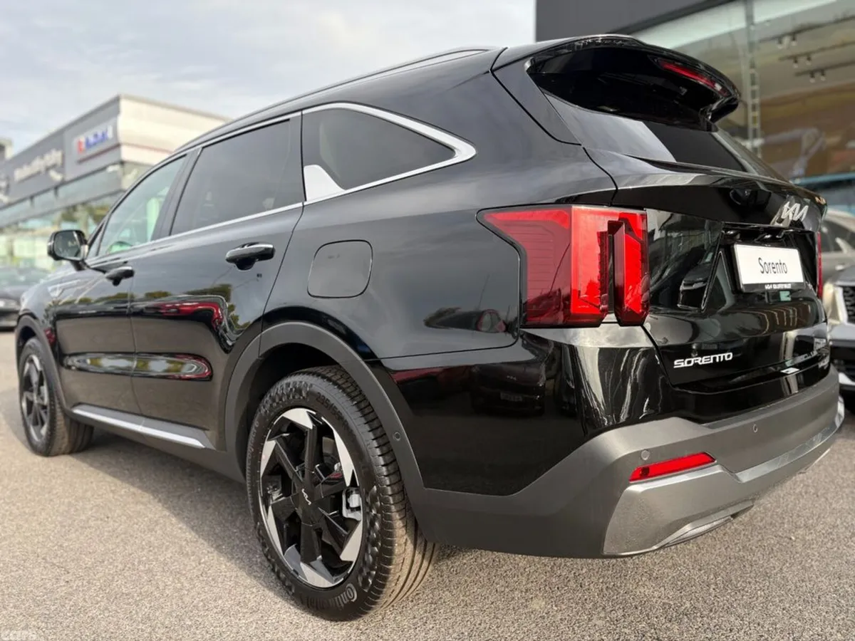 Kia Sorento SUV, Petrol Plug-in Hybrid, 2027, Black