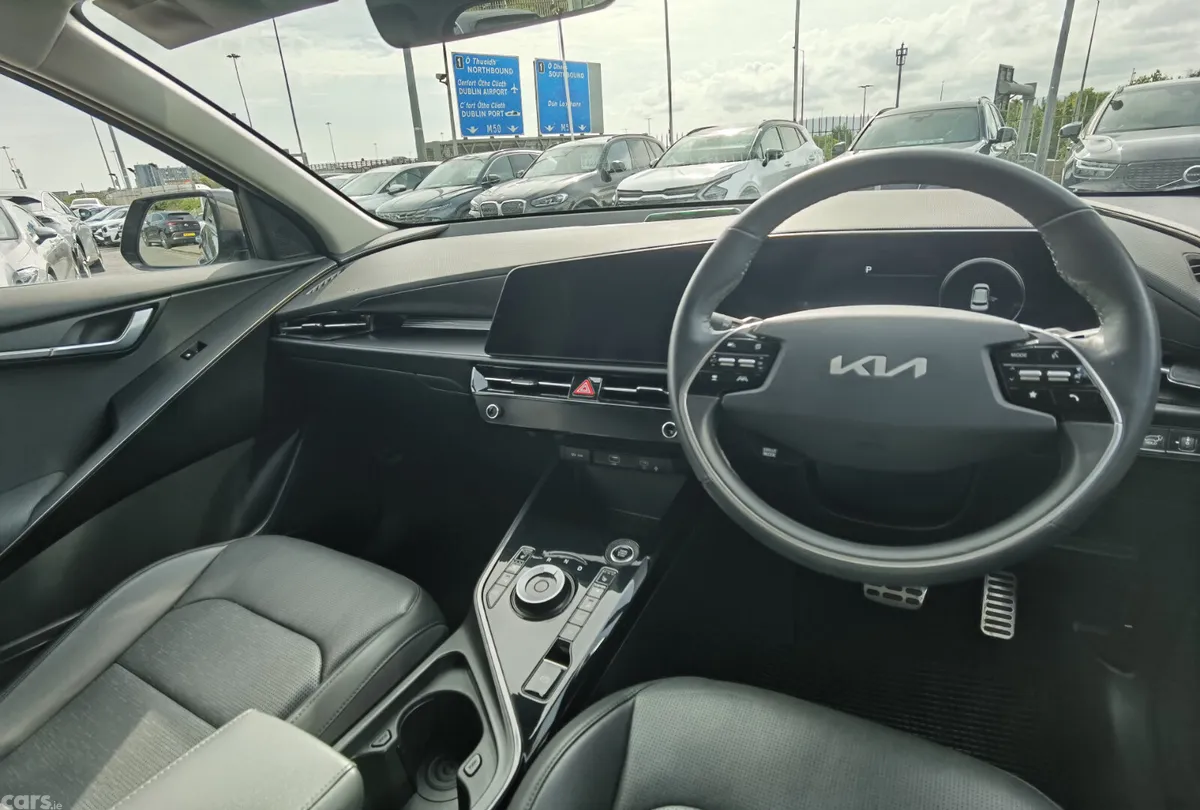 Kia Niro SUV, Petrol Plug-in Hybrid, 2023, Grey