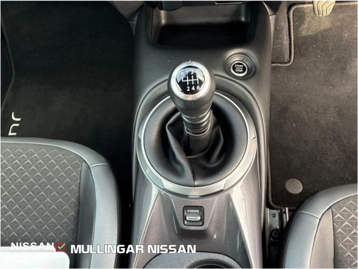 Nissan Juke SUV, Petrol, 2024, Black