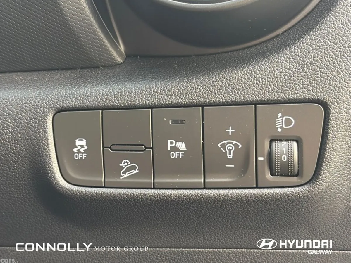 Hyundai KONA MPV, Petrol, 2023, Grey