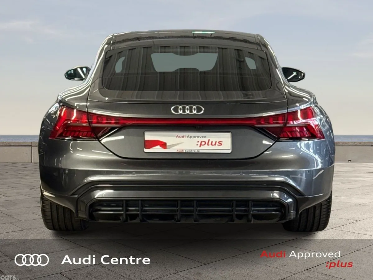 Audi e-tron GT quattro Hatchback, Electric, 2023, Grey