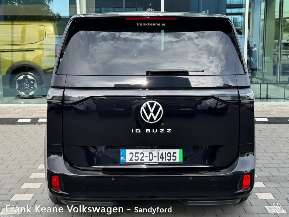 Volkswagen ID.Buzz MPV, Electric, 2025, Black