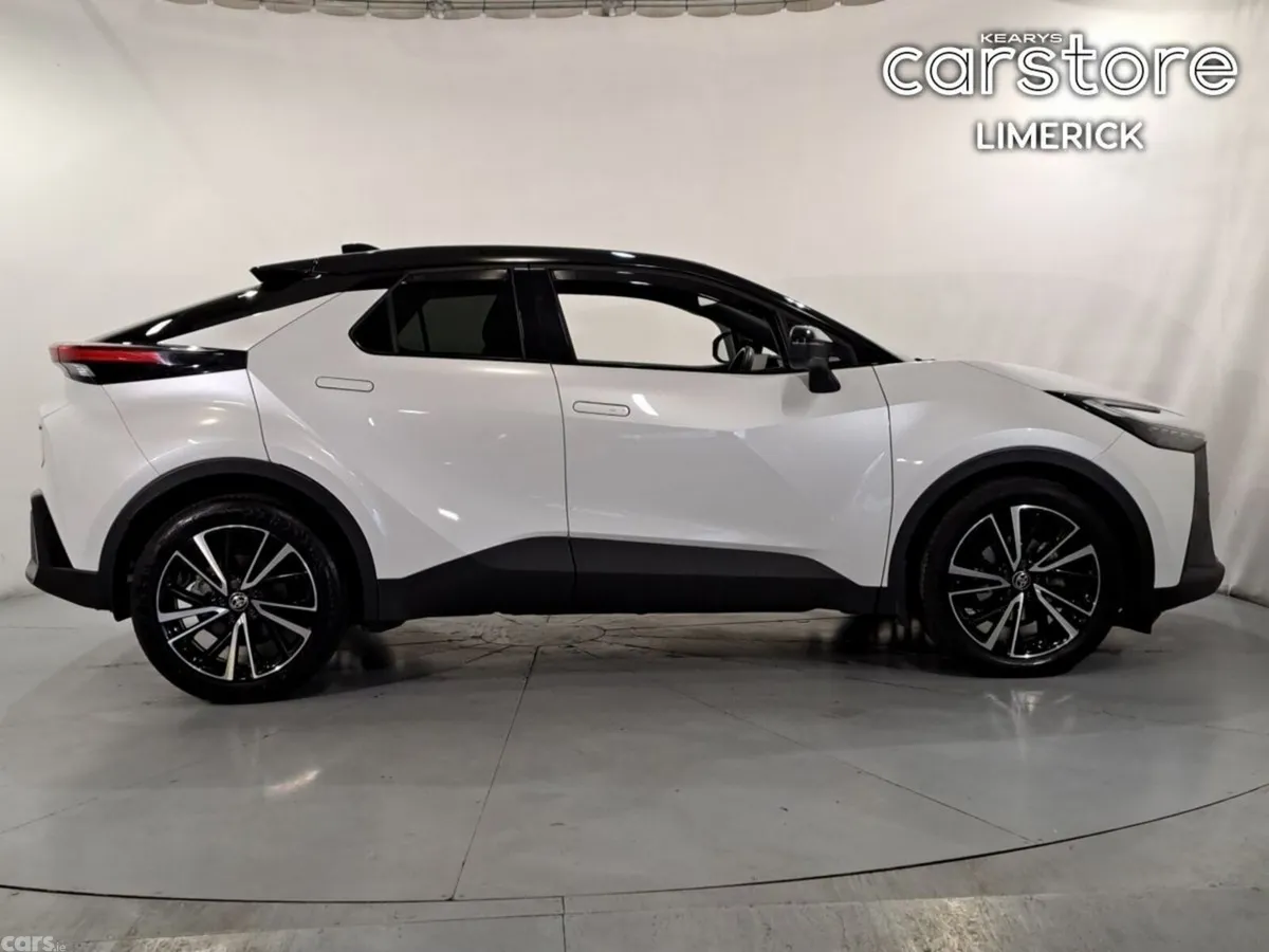 Toyota C-HR Hatchback, Petrol Hybrid, 2024, White