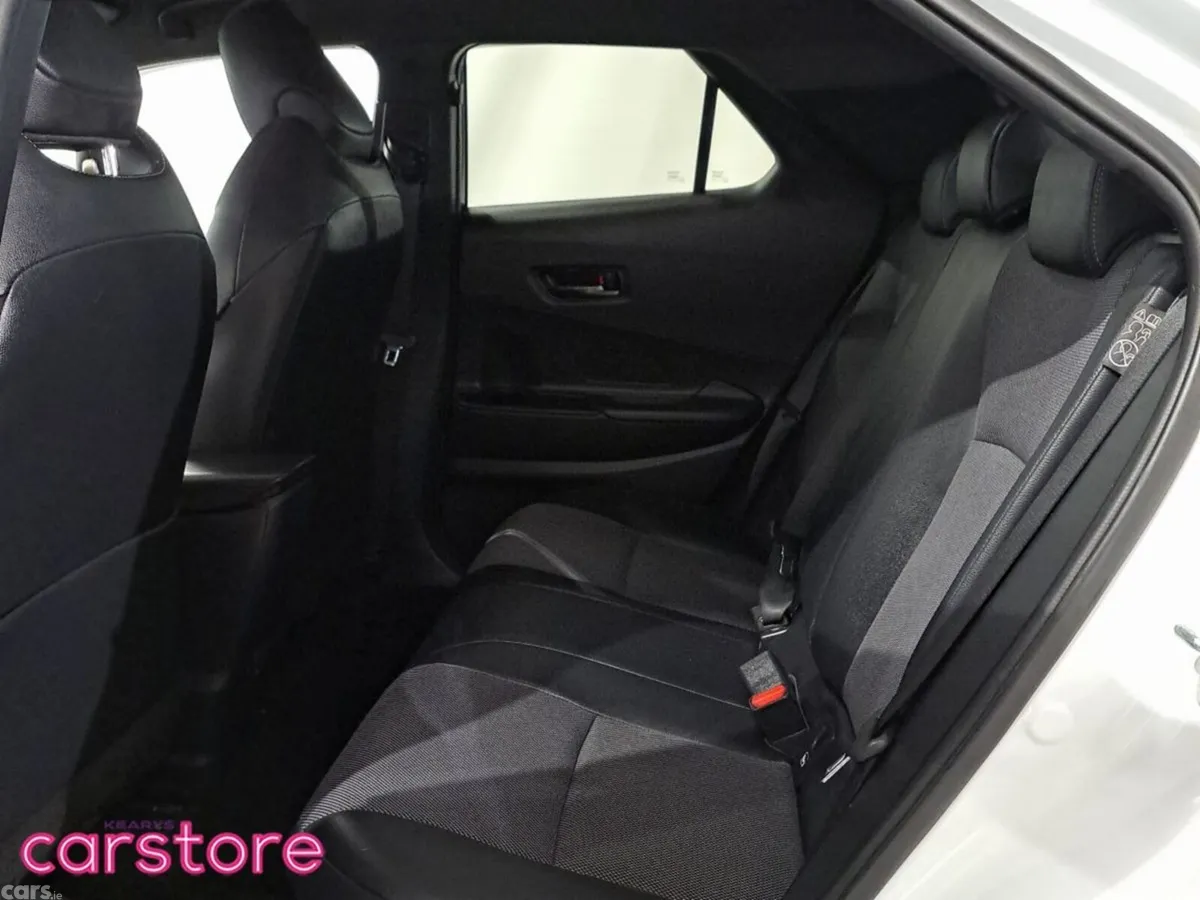 Toyota C-HR Hatchback, Petrol Hybrid, 2024, White