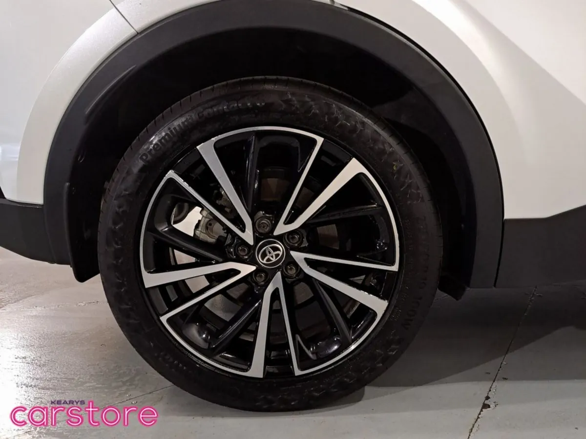 Toyota C-HR Hatchback, Petrol Hybrid, 2024, White