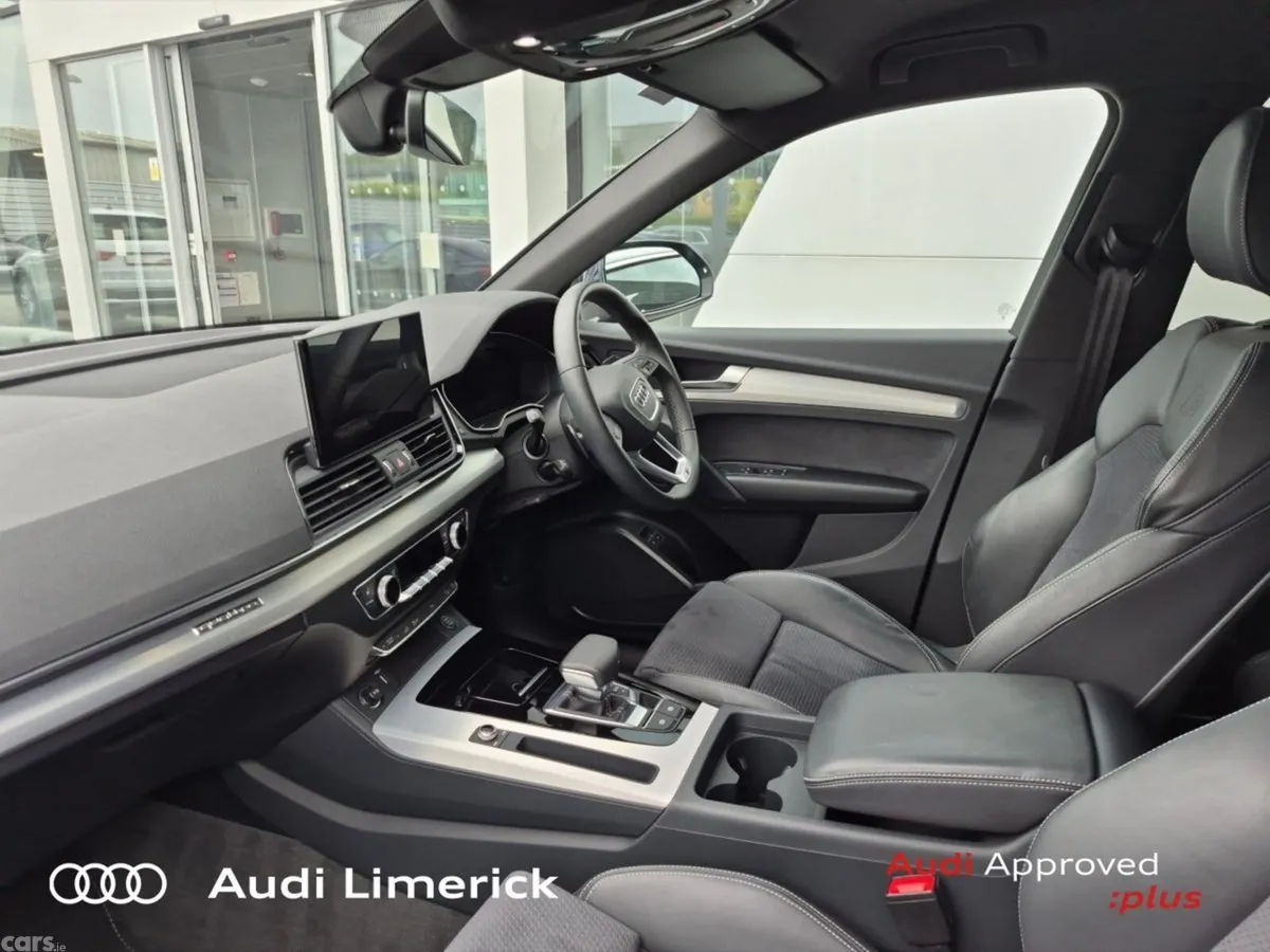 Audi Q5 SUV, Petrol Plug-in Hybrid, 2023, Blue