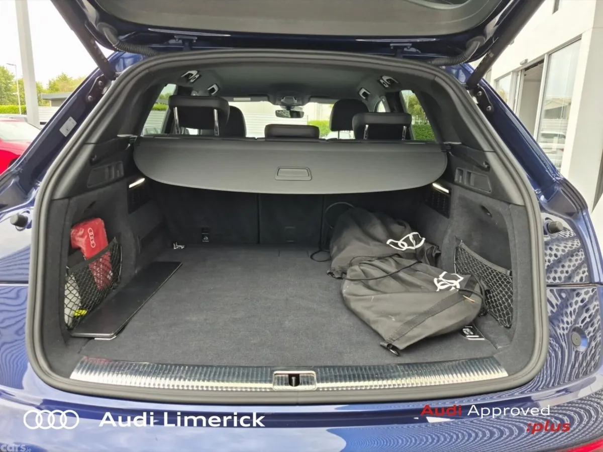 Audi Q5 SUV, Petrol Plug-in Hybrid, 2023, Blue