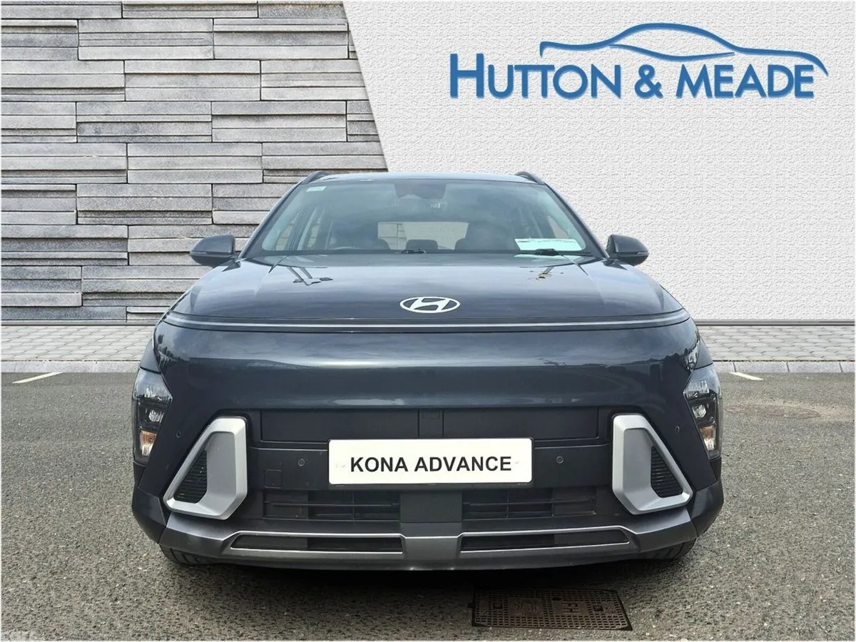 Hyundai KONA SUV, Petrol Hybrid, 2025, Blue