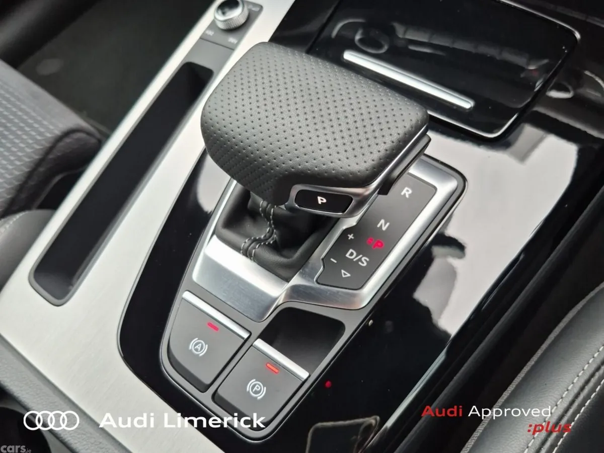 Audi Q5 SUV, Petrol Plug-in Hybrid, 2023, Blue