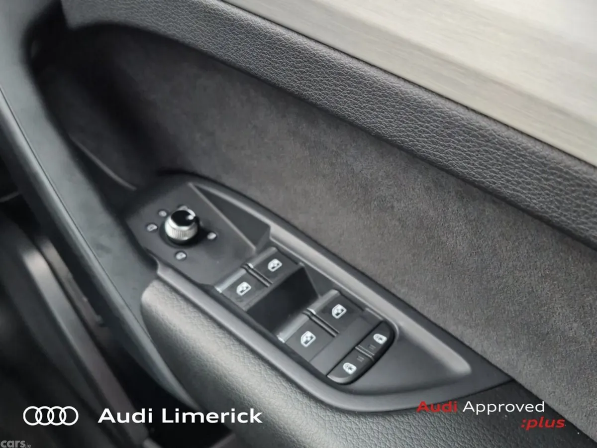 Audi Q5 SUV, Petrol Plug-in Hybrid, 2023, Blue