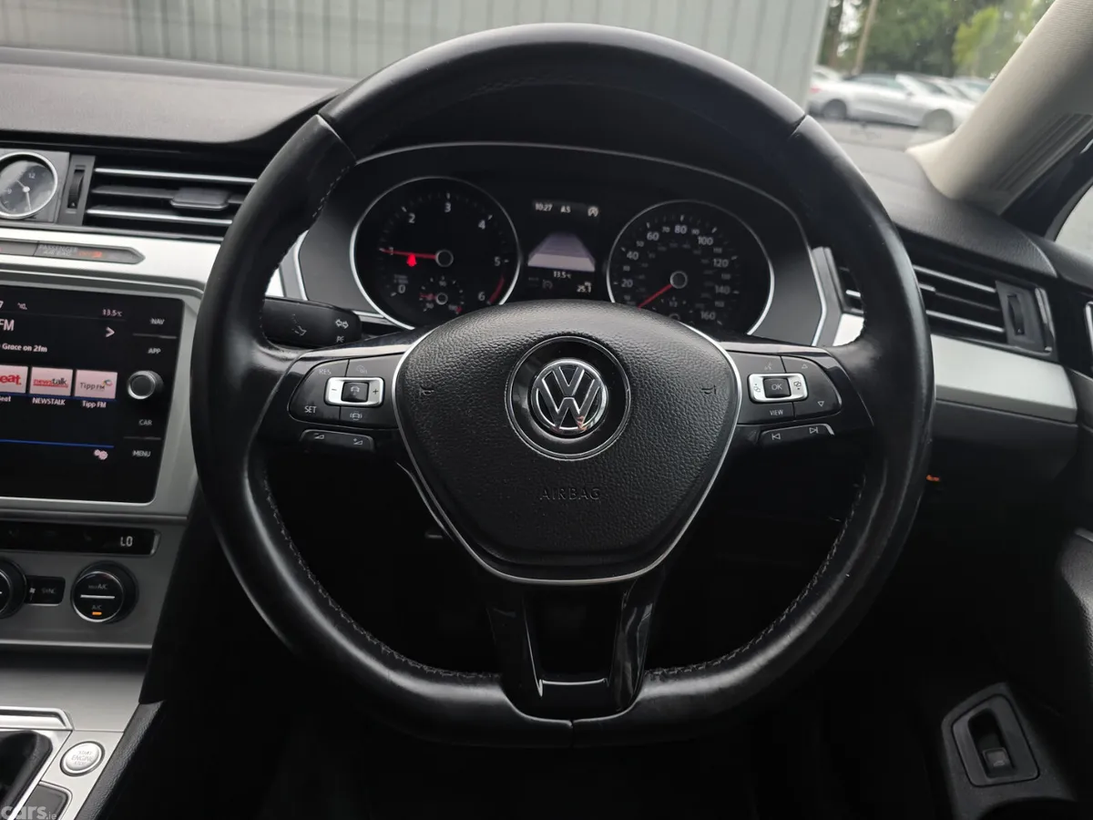 Volkswagen Passat Saloon, Diesel, 2018, Grey