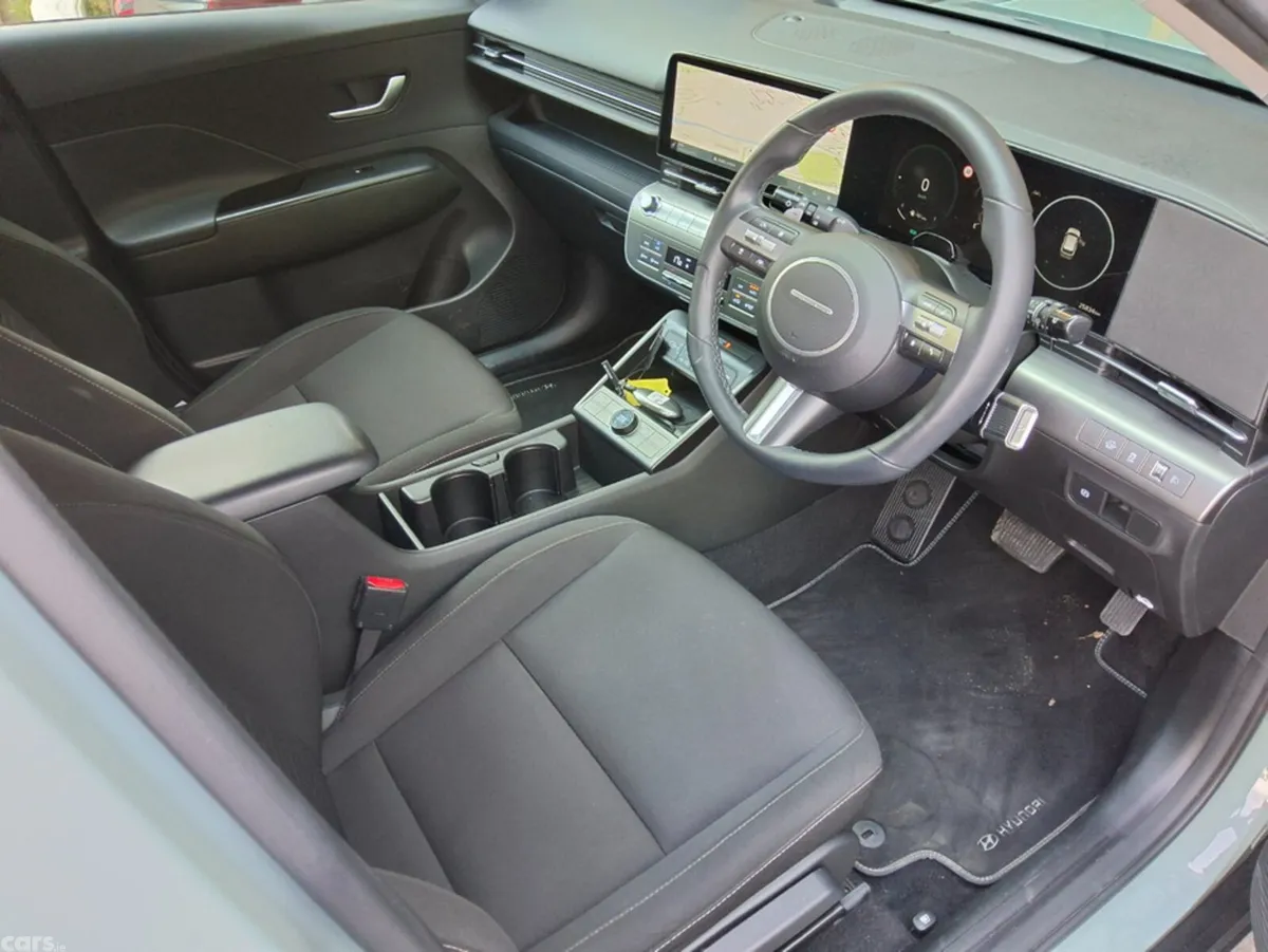 Hyundai KONA SUV, Petrol Hybrid, 2024, Green