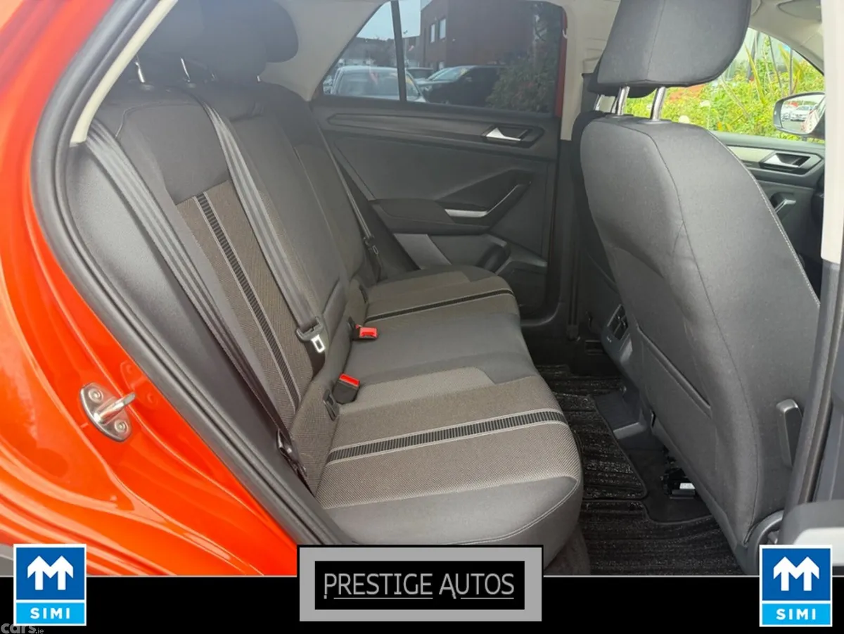 Volkswagen T-Roc SUV, Diesel, 2020, Orange
