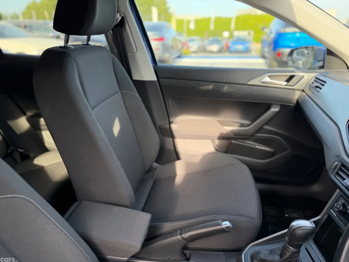Volkswagen Polo Hatchback, Petrol, 2018, Blue