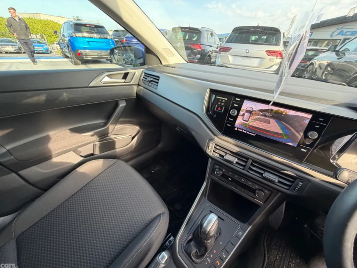 Volkswagen Polo Hatchback, Petrol, 2018, Blue