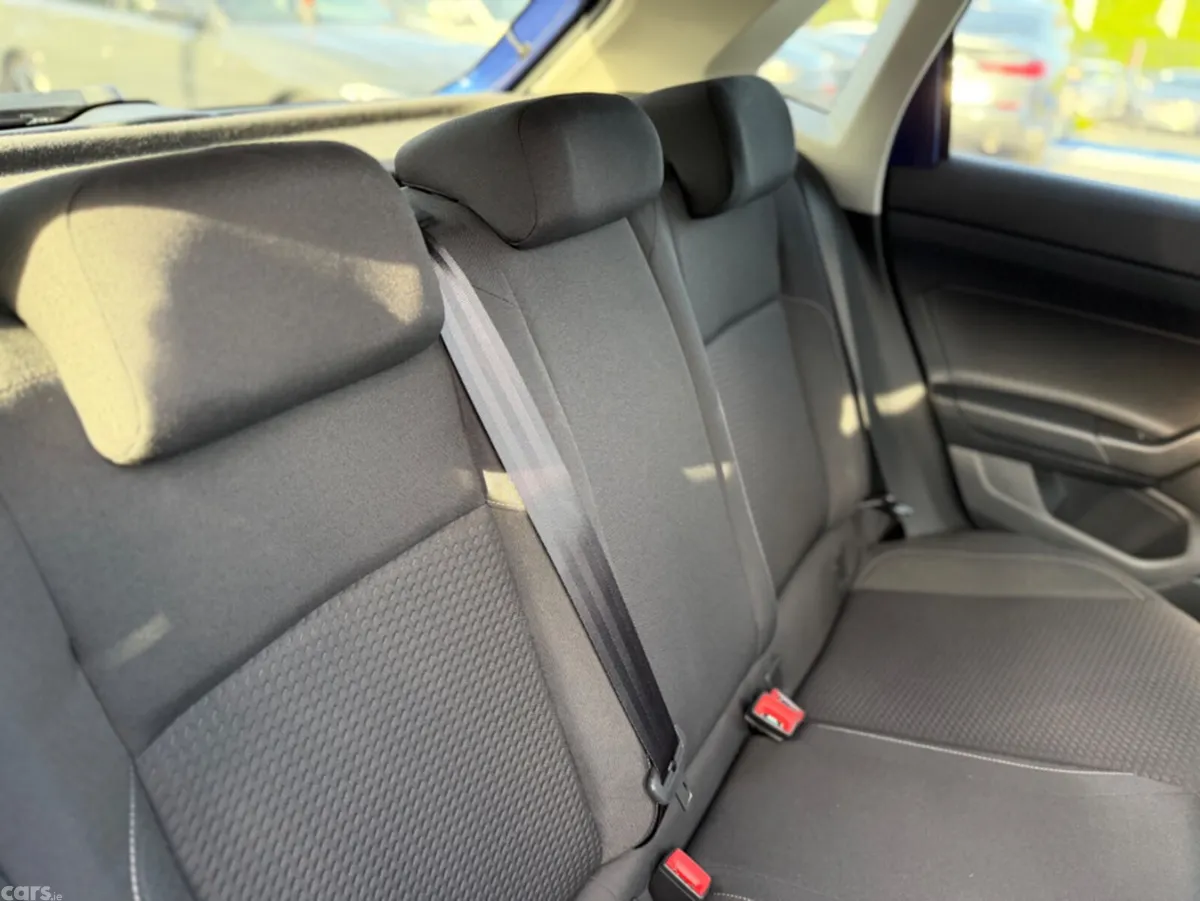 Volkswagen Polo Hatchback, Petrol, 2018, Blue
