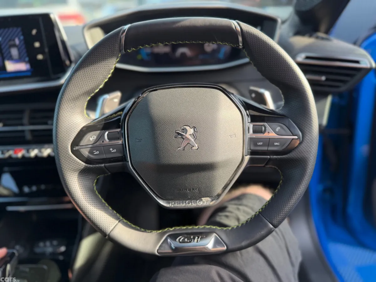 Peugeot 208 Hatchback, Petrol, 2021, Blue