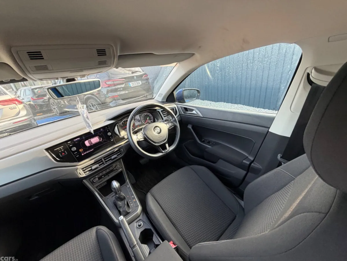 Volkswagen Polo Hatchback, Petrol, 2018, Blue