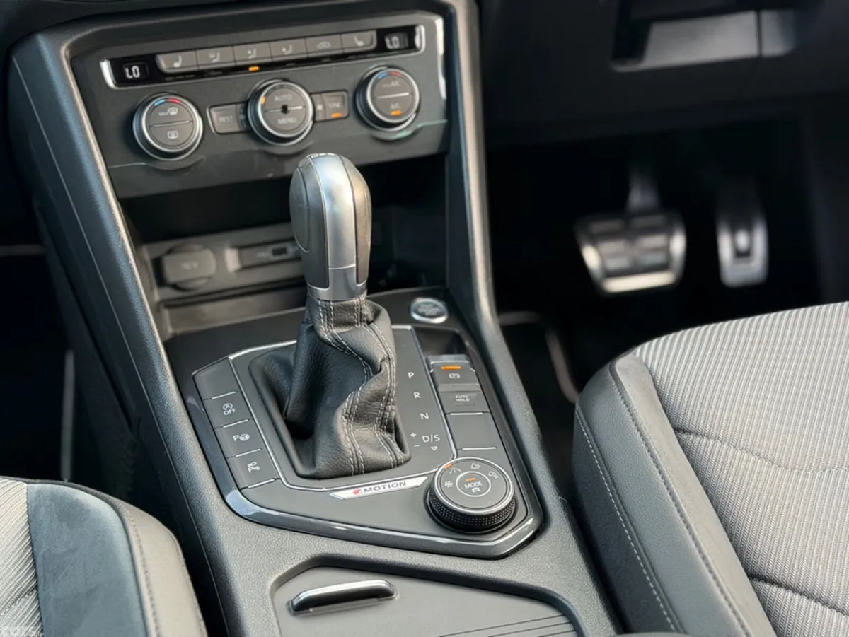 Volkswagen Tiguan SUV, Diesel, 2019, White