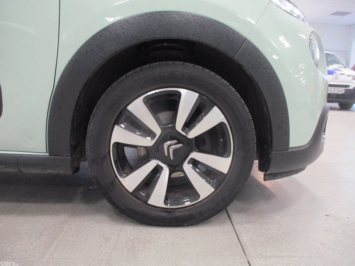 Citroen C3 Hatchback, Petrol, 2018, Green