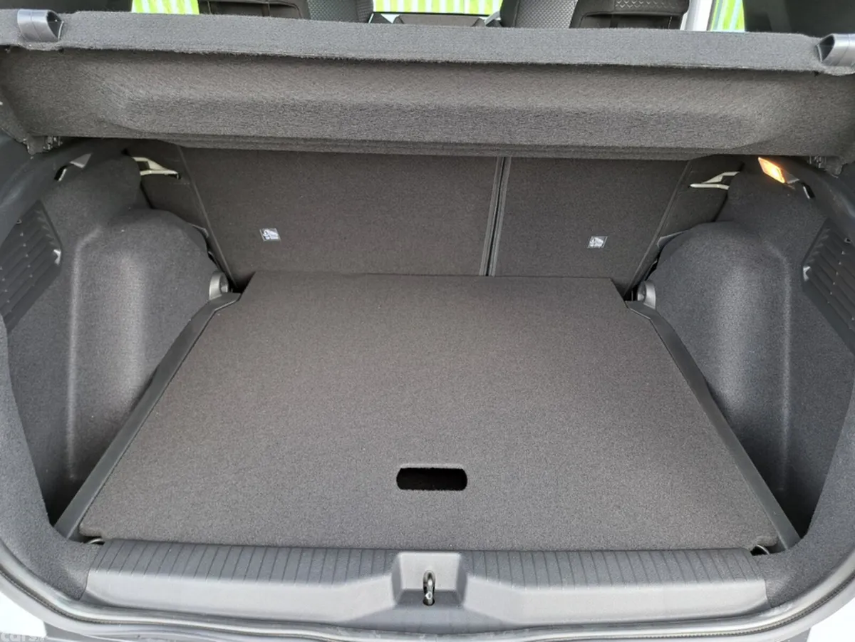 Opel Frontera SUV, Petrol Hybrid, 2027, Silver