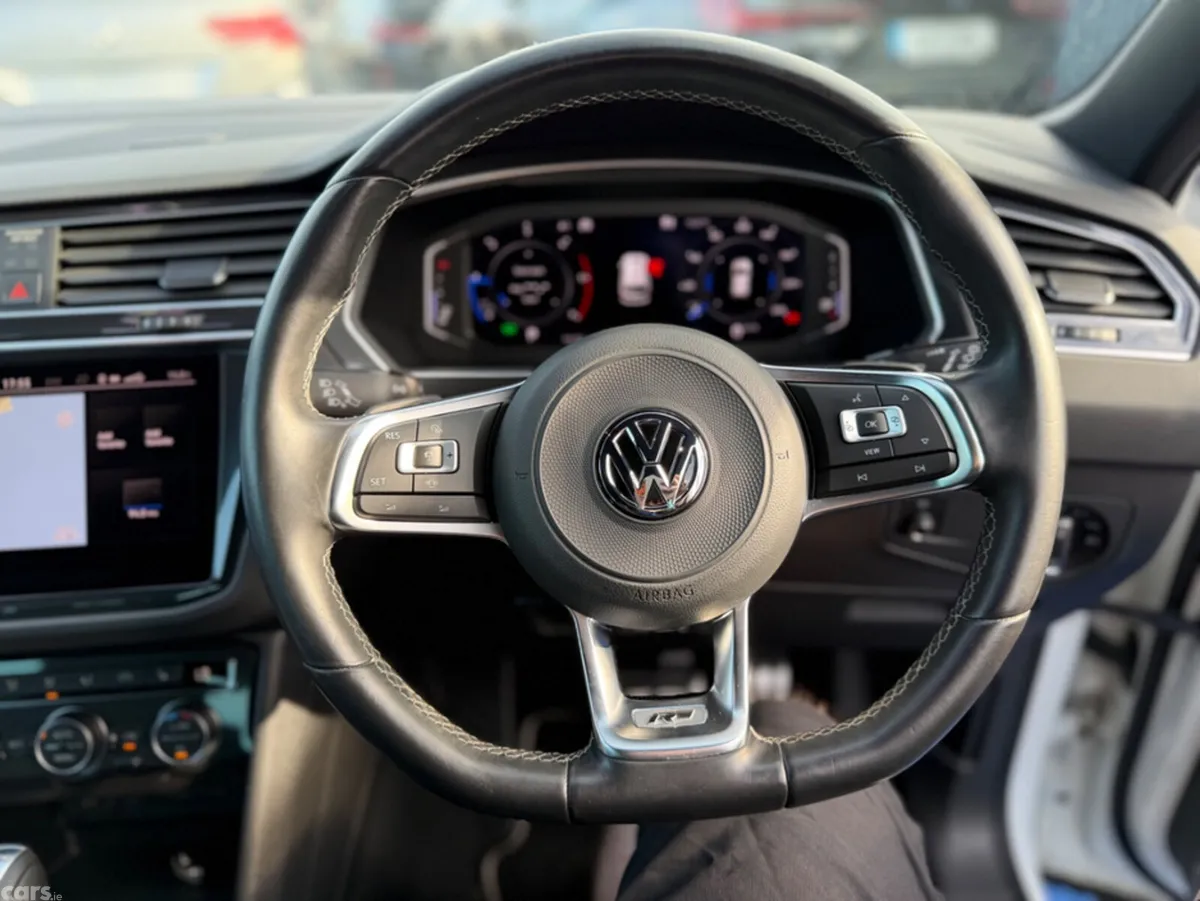 Volkswagen Tiguan SUV, Diesel, 2019, White