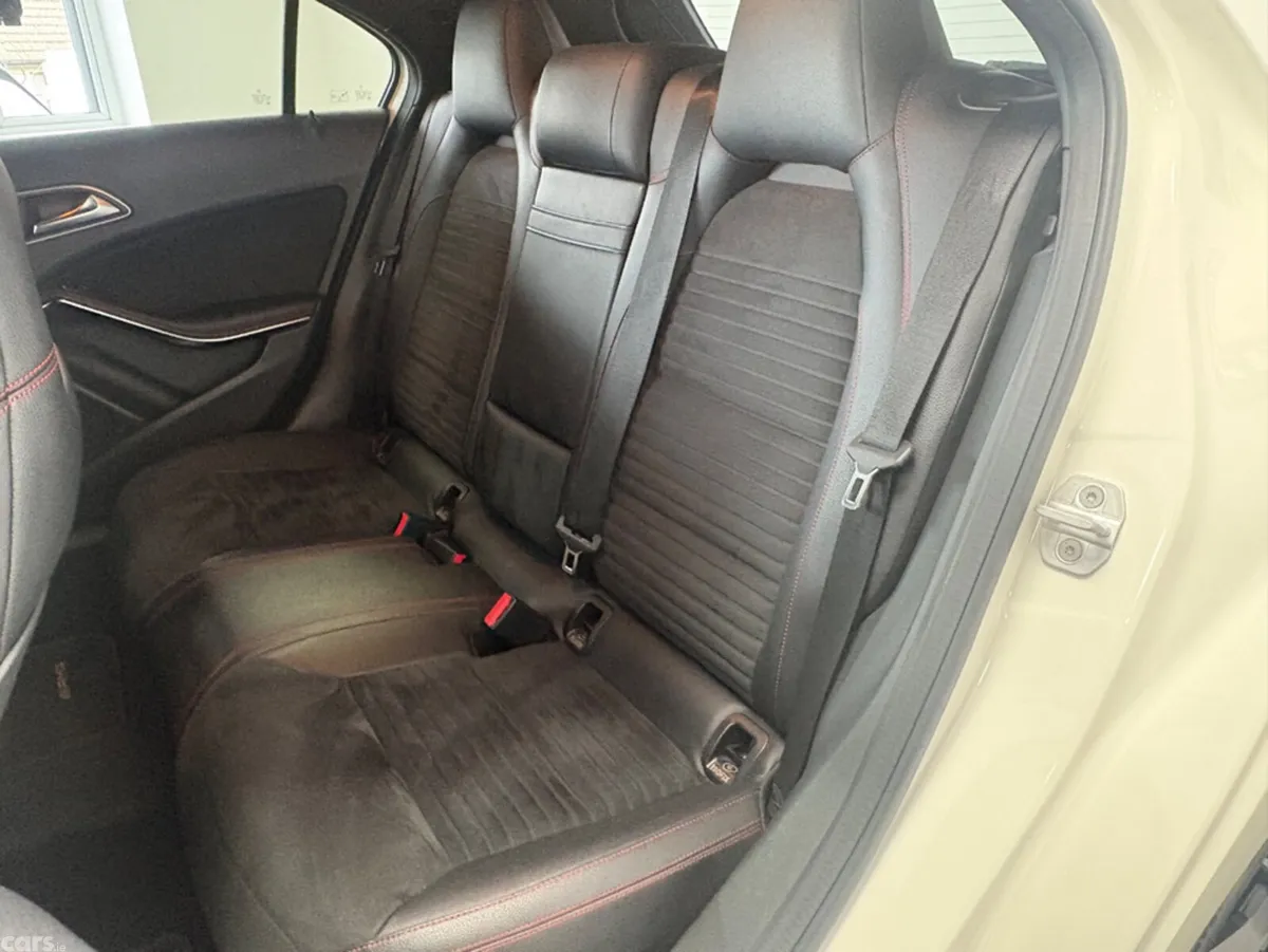 Mercedes-Benz A-Class Hatchback, Petrol, 2014, White
