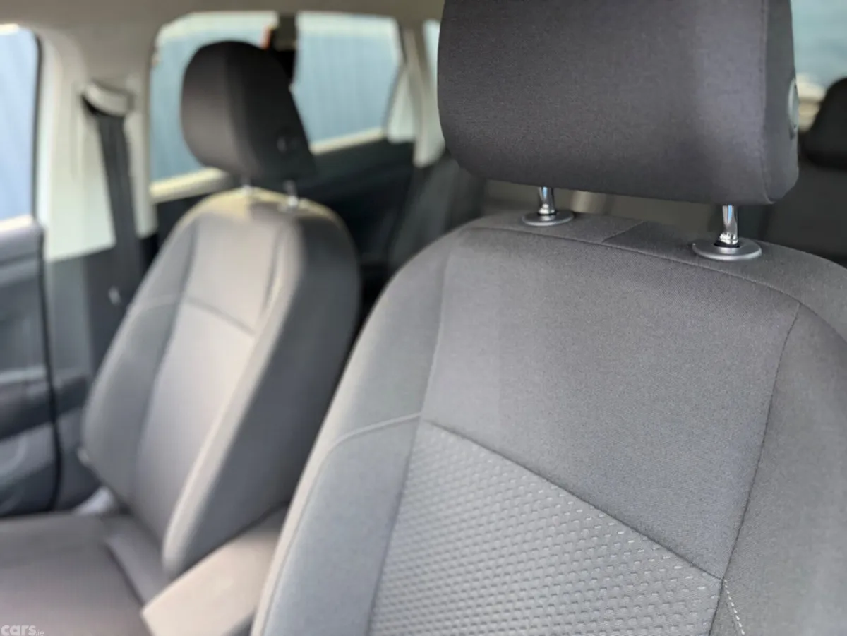 Volkswagen Polo Hatchback, Petrol, 2019, White