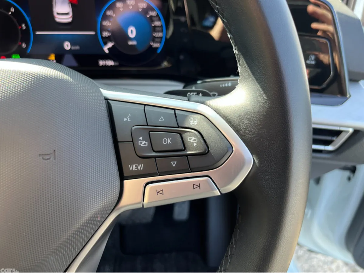 Volkswagen Golf Hatchback, Diesel, 2023, White